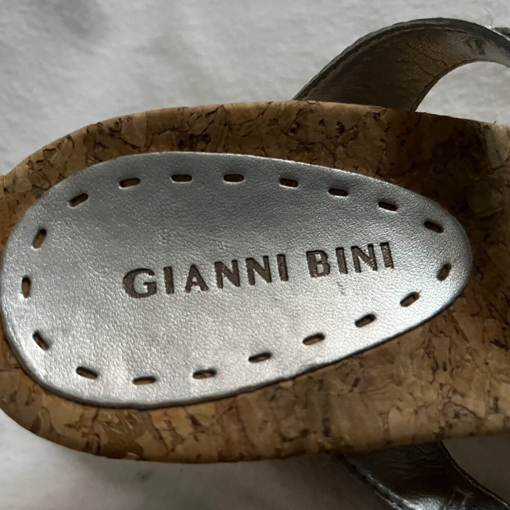 *Like New* Gianni Bini Cork Wedge ‘Rhinestone’ Flop Flop/Sandals - Picture 5 of 9